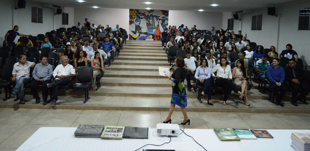 Semestre letivo da AEDA começa com palestra e aula de boas vindas