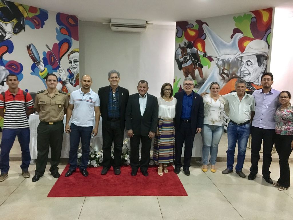 Faciagra sedia encontro do Crea-PE com palestras e cursos