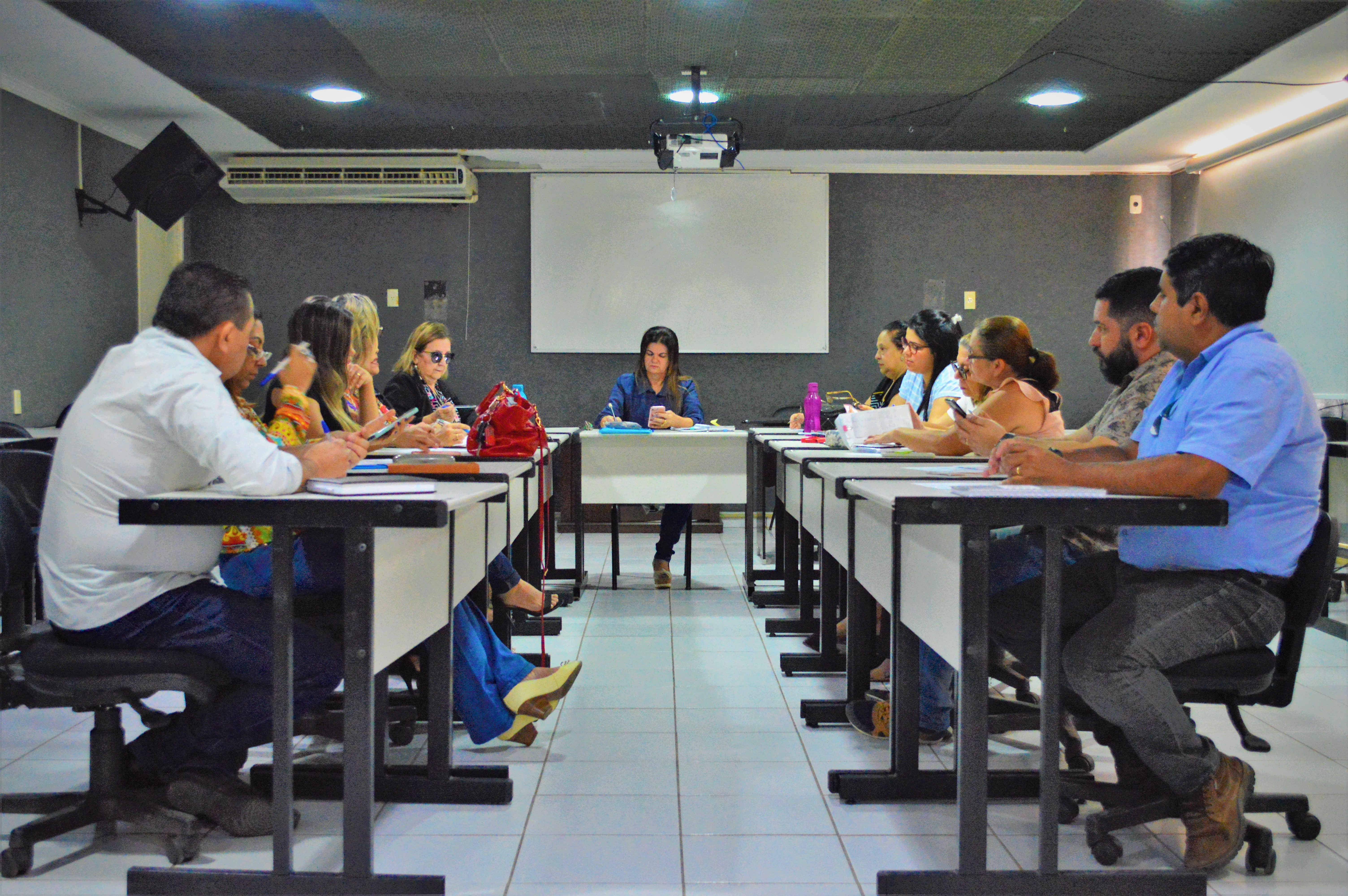 Reunião da AEDA debate assuntos acadêmicos da Facisa, Fafopa, Faciagra e pós-graduação
